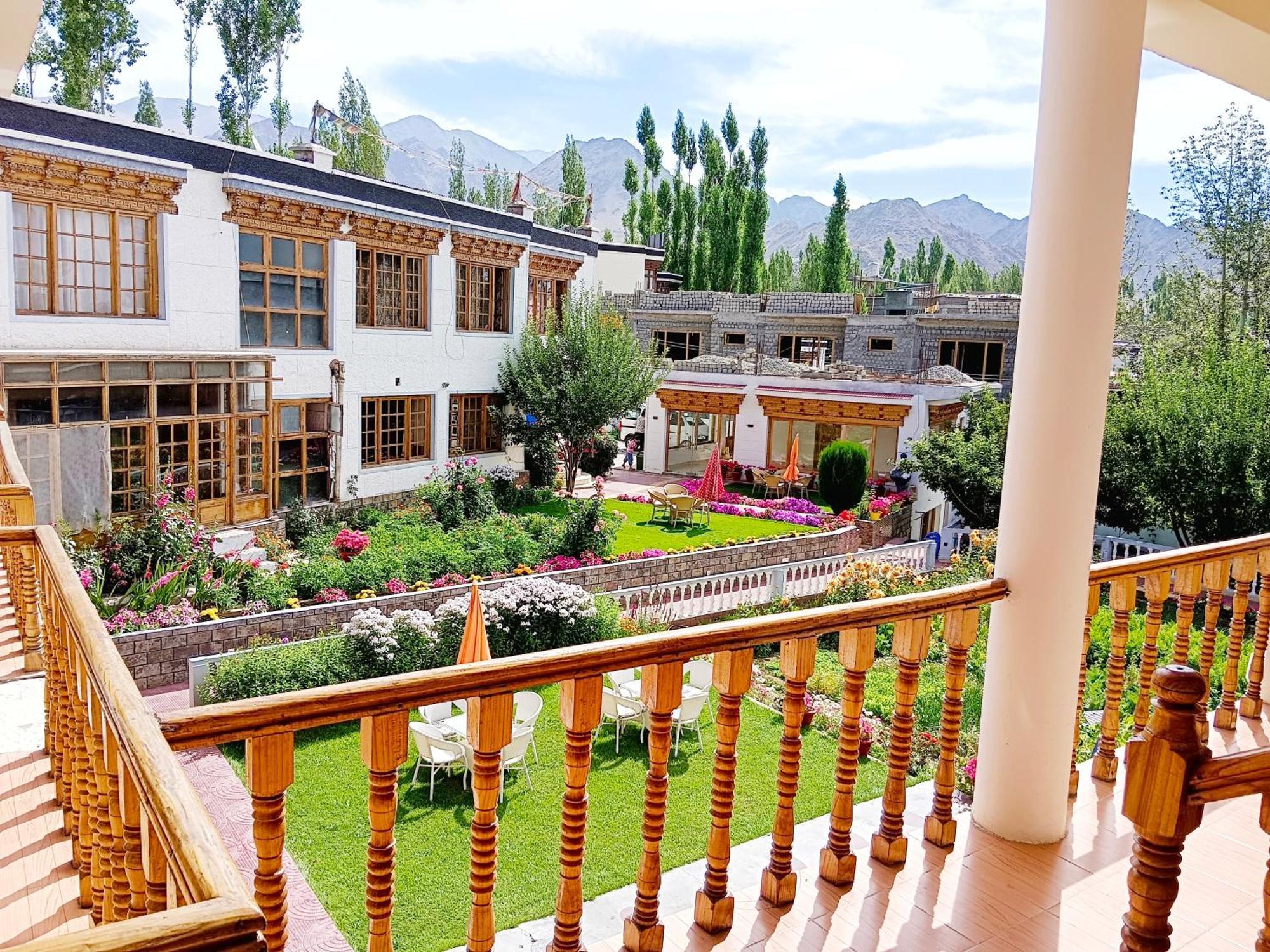 Hotel Kidar Leh Esterno foto