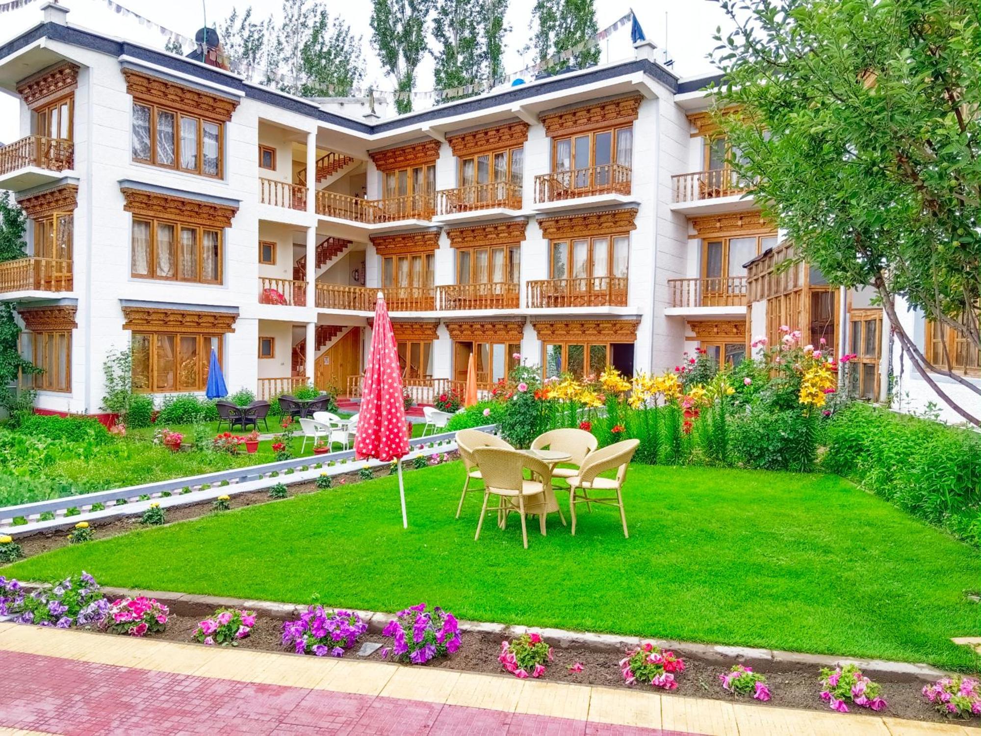 Hotel Kidar Leh Esterno foto